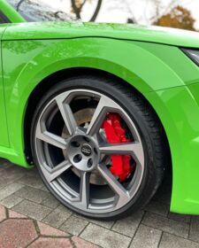 Felgen von einem Audi TT RS